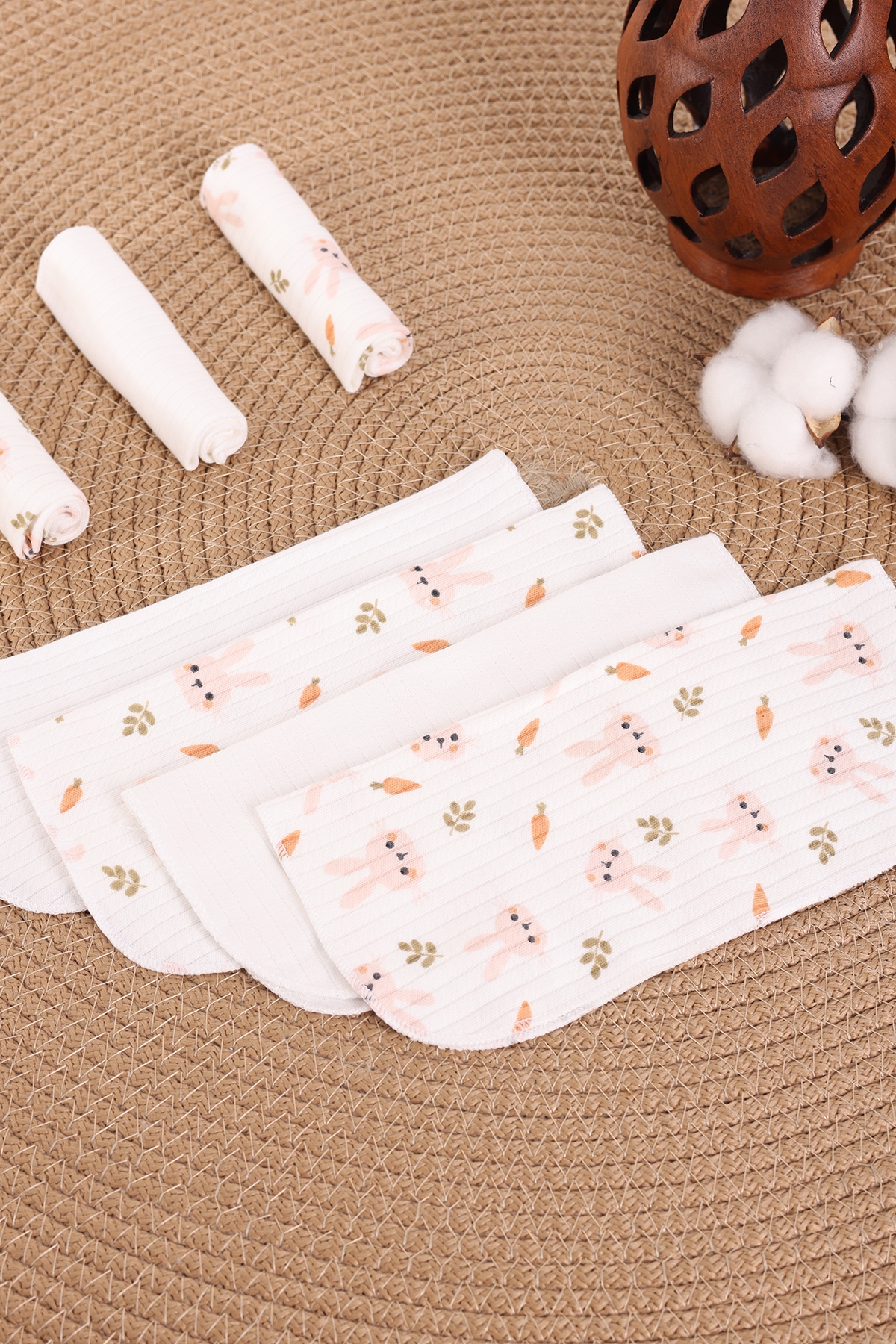 VaVbaby%207’li%20Bebek%20Ağız%20Mendili%20Seti%20–%20%100%20Pamuk,%20Yumuşak%20Ve%20Emici%20Pembe%20Tavşan