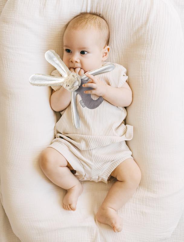 Babyjem%20Tutmalı%20Peluş%20Mini%20Tavşan%20Taş