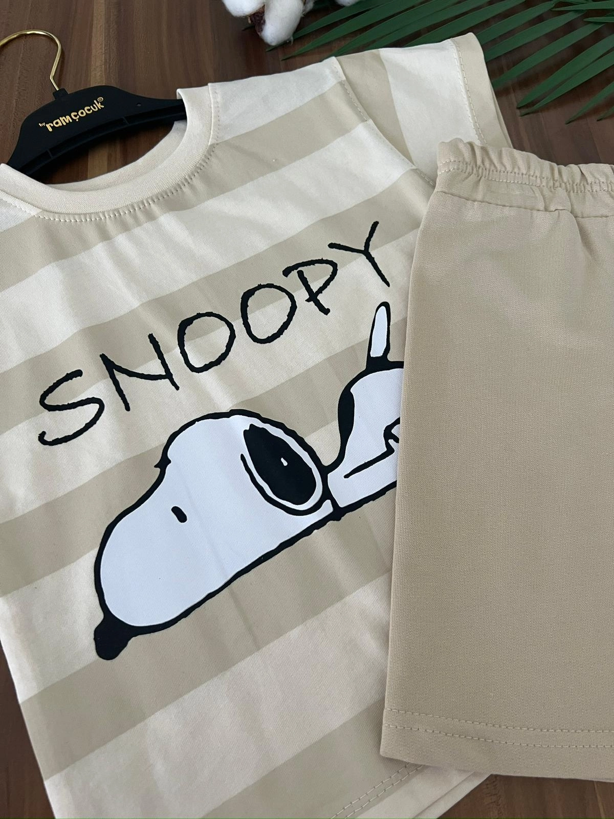 VaVbaby%20Snoopy%20Baskılı%20Erkek%20Yazlık%20Şortlu%20Takım