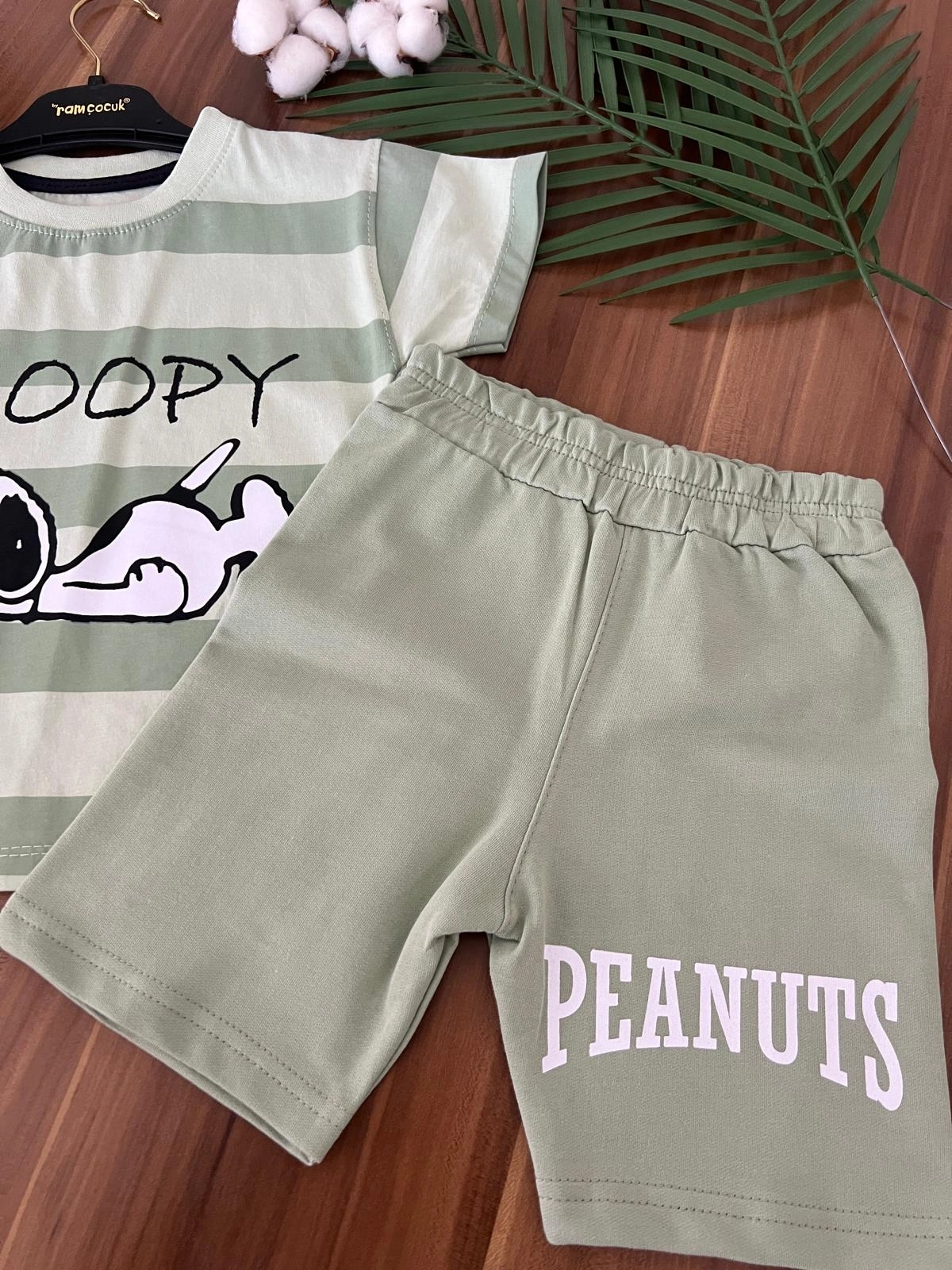 VaVbaby%20Snoopy%20Baskılı%20Erkek%20Yazlık%20Şortlu%20Takım
