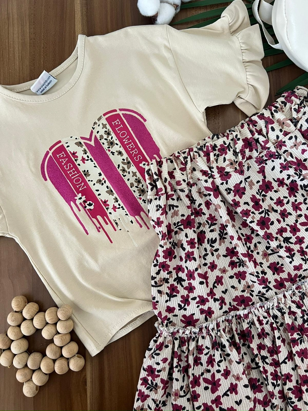 VaVbaby%20Yazlık%20Çiçekli%20Etekli%20Kalp%20Çantalı%20Takım