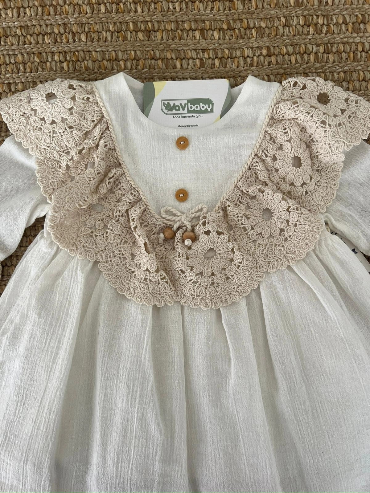 VaVbaby%20Boncuklu%20Dantelli%20Naturel%20Kız%20Bebek%20Elbise