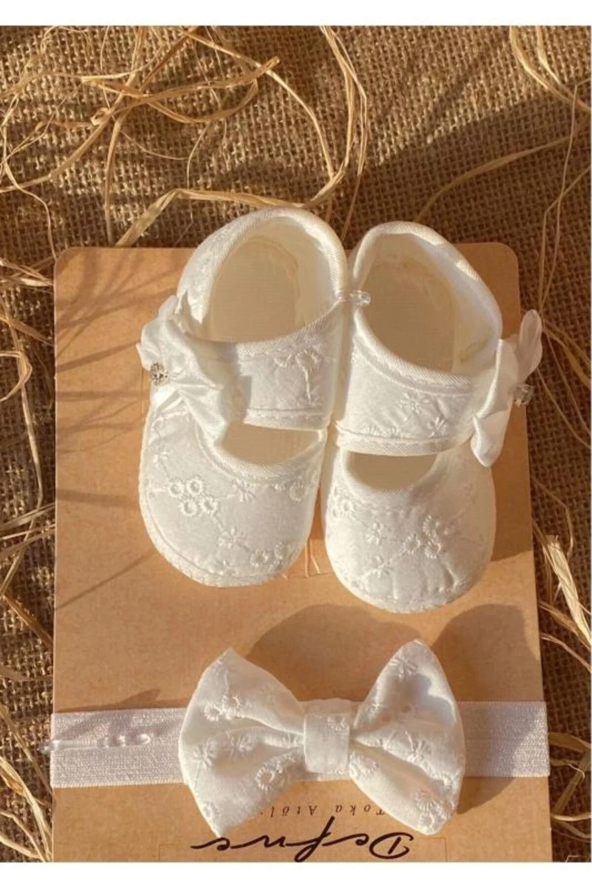 VaVbaby%20Kız%20Bebek%20Fiyonklu%20Yenidoğan%20Bebek%20Ayakkabısı%20-%20Mevlüt%20Ayakkabısı