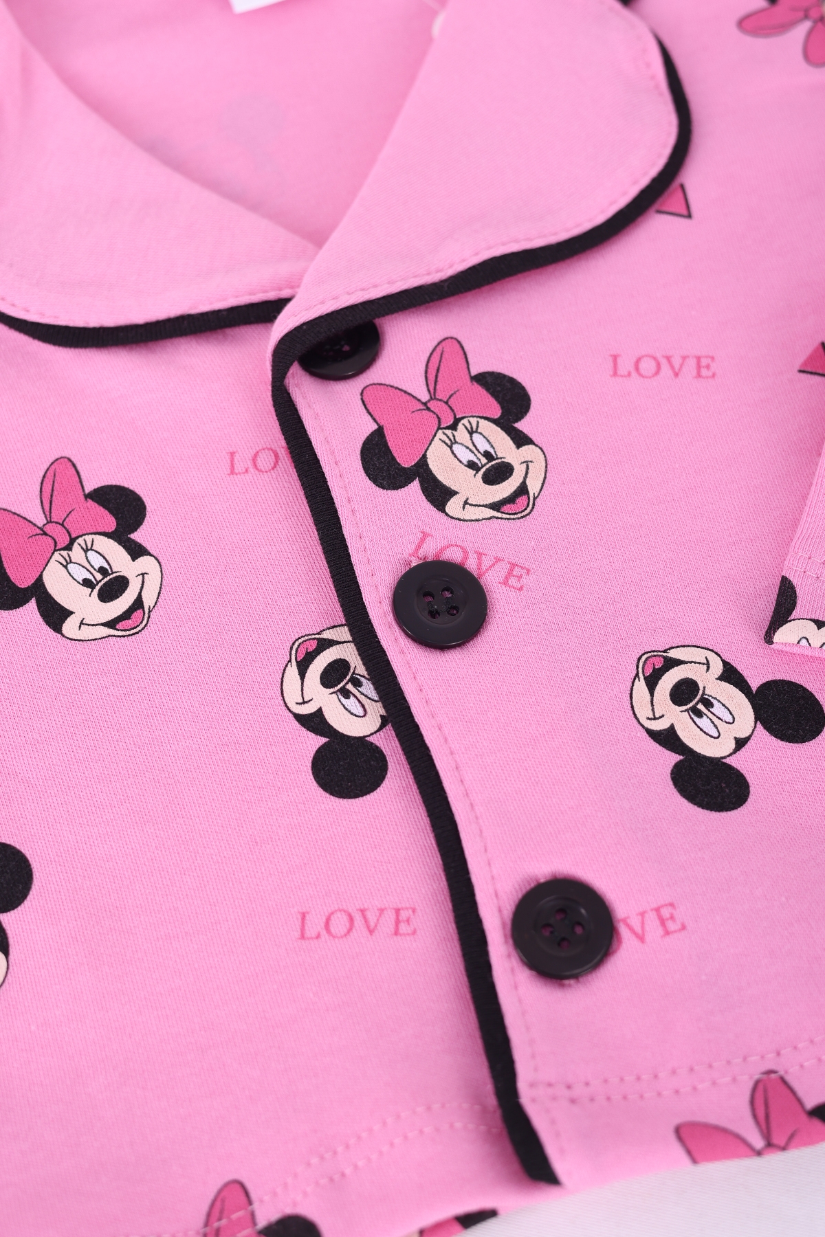 %20VaVbaby%20%100%20Pamuk%20Kruvaze%20Yaka%20Önden%20Düğmeli%20Pembe%20Miki%20Mevsimlik%20Bebek%20Pijama%20Takım%20(Ay)