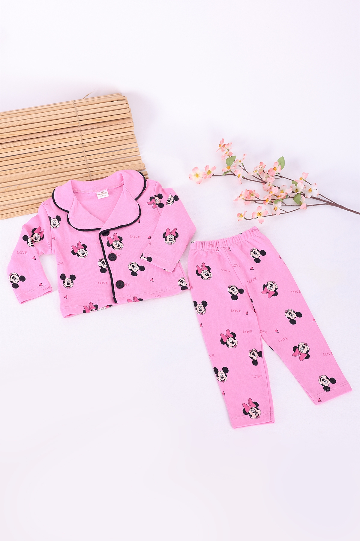 %20VaVbaby%20%100%20Pamuk%20Kruvaze%20Yaka%20Önden%20Düğmeli%20Pembe%20Miki%20Mevsimlik%20Bebek%20Pijama%20Takım%20(Ay)