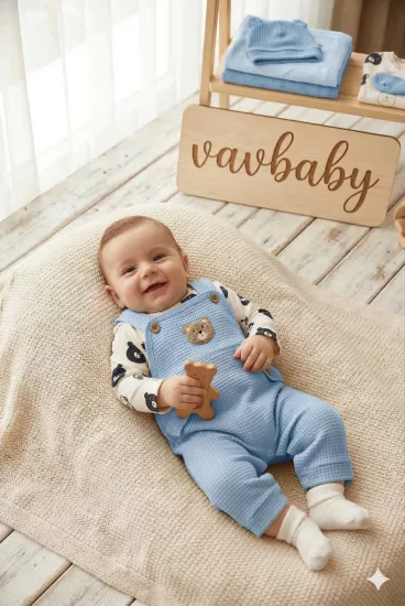Ayıcık Figürlü Waffle Örme Bebek Salopet Takımı Açık Mavi (Çorap Hediye)