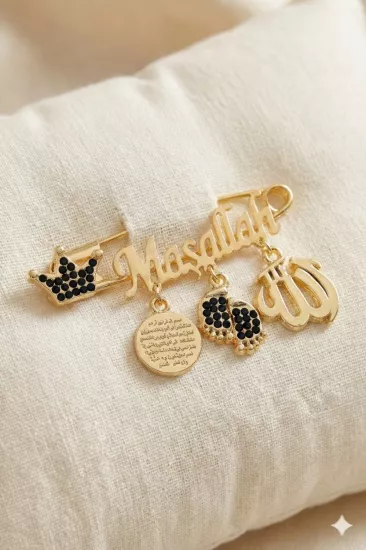 Maşallah Yazılı Bebek Yaka İğnesi 3’lü Sallantılı Charm Detaylı Siyah